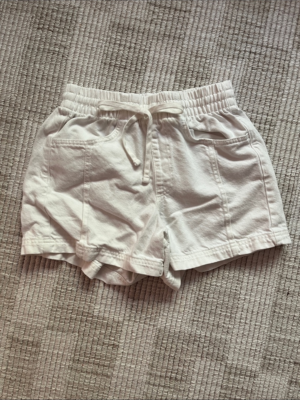 Universal Thread High Waist Shorts in White and Light Blue - Picture 2 of 7